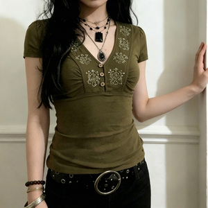 Camiseta Retro Woodland con cuello en V y mangas cortas con volantes – Camiseta informal de color liso para mujer - Product Image 4