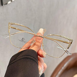 Montures de lunettes Qianai Cat Eye pour femmes, anti-lumière bleue, monture complète, verres en acrylique, décor en strass, style irrégulier - Product Image 5