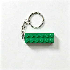 BLOCKMOC Llavero de Bloques de Construcción Rectangulares Creativos 2x6, Mini Llavero de Ladrillo, Accesorio de Recuerdo DIY - Product Image 5