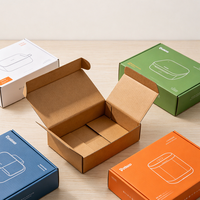 Boîte d'emballage personnalisée haut de gamme en carton recyclé, finition brillante ou mate, pliable, colorée, pour cadeaux, avec gaufrage