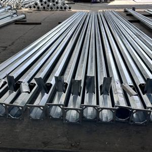 निर्माता थोक ओटागोनल 6 मीटर 8 मीटर 10 मीटर 12 मीटर गर्म-डुबकी गैल्वेनाइज्ड स्टील आउटडोर लैंप पोल पोस्ट ड्राइववे स्ट्रीट लाइट पोल - Product Image 1