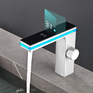 <span class=keywords><strong>Grifo</strong></span> de Lavabo Inteligente Color Gris Metálico, Latón Sólido, Pantalla Digital de Temperatura, Luz LED - Product Image 3