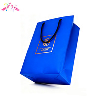 Sac en papier de luxe personnalisé avec logo imprimé pour vêtements féminins, écologique, recyclable, avec estampage à chaud doré