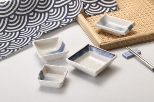 Piatto Quadrato Leggero in Melamina per <span class=keywords><strong>Antipasti</strong></span> <span class=keywords><strong>e</strong></span> Salse con Elegante Design a Strisce Blu per Servizio Ristorante - Product Image 2