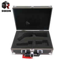 Mallette à outils à usage spécial avec cadre en aluminium argenté et finition grain de bois aux couleurs boueuses pour valise rigide pour outils