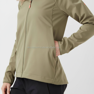 Veste Softshell Décontractée Femme Personnalisée Pas Chère pour le Ski et la Randonnée, avec Fermeture Éclair, Imperméable et Rembourrée en Coton, pour l'Hiver et les Activités de Plein Air (Vente en Gros) - Product Image 1