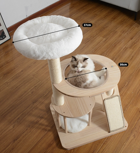 Pequeño árbol de gato de roble natural con plataforma Cápsula espacial Poste para rascar Pequeña piel de conejo Fácil de montar - Product Image 4