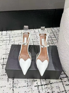 Chaussures de créateur, sandales luxueuses en cuir véritable transparentes à talons hauts, talons pointus en forme de cœur et talons fins pour femmes - Product Image 5