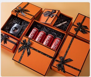 Màu Cam Vật Liệu Tái Chế Matt Cán Dập Nổi Nhiều Kích Cỡ Lớn Giáng Sinh 2 Mảnh Mạnh Mẽ Cứng Nhắc Hộp Quà Tặng Với Ribbon - Product Image 2