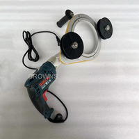 Machine d'emballage automatique à bras robotisé pour tuyaux en silicone de forme spéciale