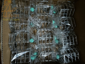 กล่องให้อาหารนกแก้วแบบแขวนสำหรับมาคอว์นกสีเทานกกระตั้ว - Product Image 6