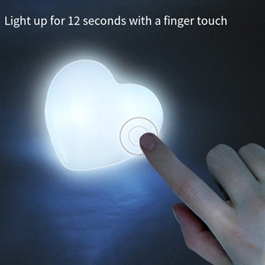 Vente en gros de lampes à capteur tactile ultra-sensibles, portables, durables, à LED blanc chaud, écologiques, allumage/extinction instantané - Product Image 3