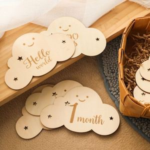 Juego de 8 Tarjetas de Madera para Bebés, con Forma de Nube, Accesorios para Fotografía de Recién Nacidos, Tarjetas de Meses, Pegatinas, Regalos - Product Image 3