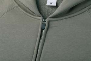 Sudadera con Capucha Personalizada para Hombre, de Invierno, de Poliéster y Algodón, con Cierre, Corte Ajustado, Diseño Liso Bordado, con Capucha sin Cordón - Product Image 2