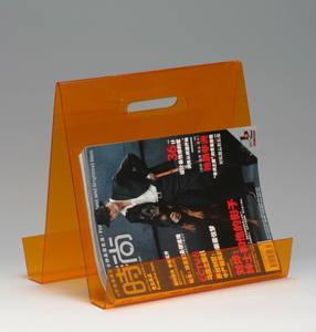 Caja de Almacenamiento Transparente de Acrílico con Niveles para Mascarillas Faciales, Organizador de Cosméticos para el Cuidado de la Piel, Estante de Exhibición para Baño - Product Image 1