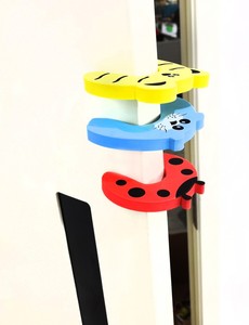 Butée de porte en caoutchouc pour bébé de sécurité enfant avec protège-doigts et protège-coins - Product Image 5