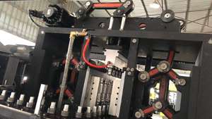 Chai Có Tay Cầm Máy Đúc Thổi Chai <span class=keywords><strong>PET</strong></span> Hoàn Toàn Tự Động Cho 100-2500Ml - Product Image 3