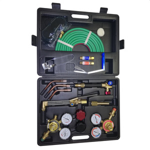 Kit de chalumeau oxyacétylénique avec tuyau et régulateurs, usage moyen, pour la découpe et le soudage - Product Image 2