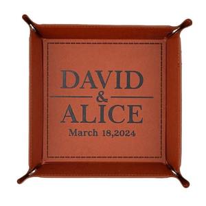 Lunettes de soleil pour hommes Boîte de rangement pour clés Plateau en cuir Cadeau de gentleman personnalisé une pièce - Product Image 1