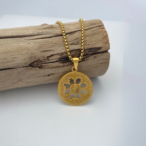 Collar yunnique con colgante de runas vikingas nórdicas, collar de acero inoxidable dorado, disco con letras, diseño geométrico, joyería de moda - Product Image 4