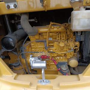 Mini-excavatrice Caterpillar 305.5 d'occasion, 5,5 tonnes, composants principaux - Moteur, pompe, moteur électrique, modèle 2020, puissance 34,1 kW, 0-2000 heures de fonctionnement - Product Image 4