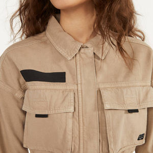 Chaquetas de trabajo de utilidad de Top corto de <span class=keywords><strong>mujer</strong></span> personalizadas de tela de sarga de alta calidad - Product Image 3