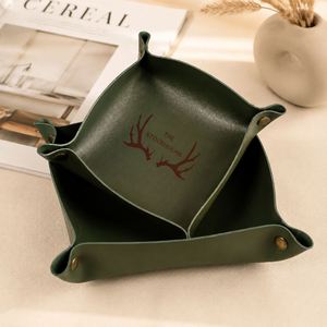 Plateau en cuir gravé personnalisé avec motif de nom, style nordique Instagram, cadeau d'anniversaire pour couple, boîte de rangement pour bijoux et cosmétiques - Product Image 1