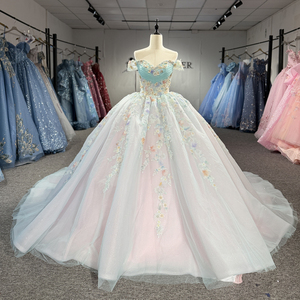 Robe de bal pour adulte Dy8599, style Quinceanera, décolleté cœur, traîne Watteau, dos nu, jupe ample avec applique fleur bleue 100% - Product Image 3