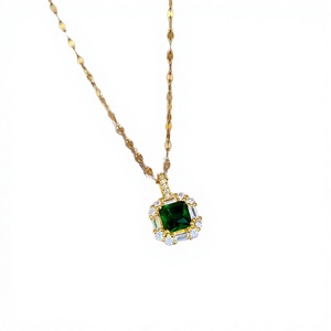 Collier tendance pour femme en acier inoxydable plaqué or avec micro-pavé géométrique et zircon, chaîne de clavicule de luxe - Product Image 4