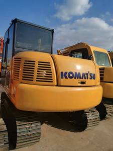 Miniexcavadora Komatsu PC70 usada con certificado EPA, componentes del núcleo del motor Caterpillar incluidos, motor de bomba, engranaje, caja de cambios, cojinete PLC - Product Image 2