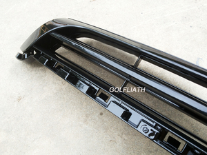 <span class=keywords><strong>Calandre</strong></span> avant, <span class=keywords><strong>calandre</strong></span> centrale, <span class=keywords><strong>calandre</strong></span> supérieure, compatible avec le pare-chocs V-W <span class=keywords><strong>Scirocco</strong></span> R 2009-2014 - Product Image 3