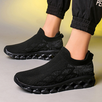 Chaussures de sport à enfiler avec logo personnalisé, baskets de tennis respirantes pour hommes, chaussures de course à pied en maille, semelle EVA souple et légère, chaussures sur mesure