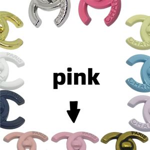 سحر ديي الفاخرة ظهر مسطح مصمم سحر للحالات الهاتف غير المرغوب فيه الملحقات الزخرفية شعار العلامة التجارية أزياء سحر المعادن - Product Image 4