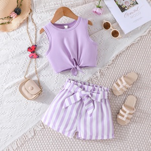 ชุดเสื้อผ้าสำหรับเด็กผู้หญิงอายุ 4-7 ปี เสื้อแขนกุดแฟชั่น กางเกงขาสั้นลายทางลำลองสำหรับเด็ก ชุดสองชิ้นสำหรับใส่ทุกวัน - Product Image 4