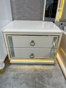 Set Camera da Letto di Alta Qualità in MDF Bianco con Specchio, Nuovo di Zecca - Product Image 6