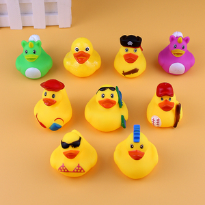 Canard en caoutchouc PVC de 2 pouces, motifs variés, <span class=keywords><strong>jouet</strong></span> de <span class=keywords><strong>bain</strong></span> coulissant et couinant <span class=keywords><strong>pour</strong></span> bébés et enfants, avec logo personnalisé, vente en gros - Product Image 6