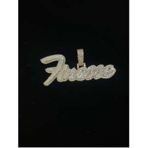 Colgante de Alfabeto con Diamantes de Lujo de Alta Gama, Joyería Elegante con Incrustaciones de Oro y Plata, Accesorio de Moda Perfecto para Regalos y Uso Diario - Product Image 1