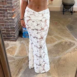 กระโปรงยาวลูกไม้สีขาวสำหรับผู้หญิง ปักลายดอกไม้ ซีทรู ทรงเมอร์เมด คลุมชุดว่ายน้ำ กระโปรงเอวสูงทรงเข้ารูป รุ่น 2026 - Product Image 1