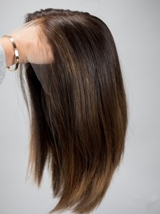 Perruque en dentelle personnalisée, dentelle pleine extensibilité, doublure en soie, coupe en couches, cuticules brutes alignées, transparente HD, médicale, nœuds invisibles - Product Image 4