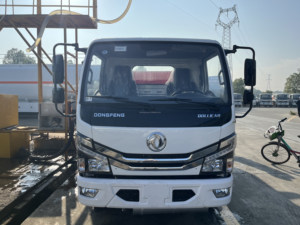 Camión Cisterna de Combustible Dongfeng Furika 4x2 de 5000 Litros y 5 m³ con Dispensador de Combustible y Medidor - Product Image 6