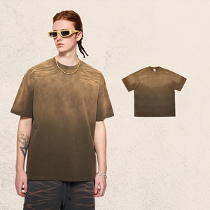 T-shirt Lulu all'Ingrosso 250G, T-shirt Sfumata Tinta a Spruzzo, Manica Corta, Effetto Usurato, Gradiente, Spalle Larghe, Stile Retrò, Abbigliamento Maschile - Product Image 1