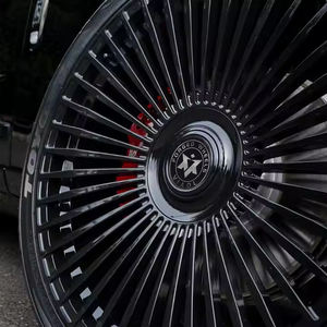 Roue forgée en alliage d'aluminium à rayons multiples personnalisée en usine chrome noir blanc pour voitures <span class=keywords><strong>de</strong></span> tourisme <span class=keywords><strong>ROLLS</strong></span> <span class=keywords><strong>ROYCE</strong></span> CULLINAN PHANTOM WRAITH - Product Image 2