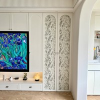 Meuble TV en bois de style contemporain français avec rangement, écologique et durable, personnalisé pour les salons (convient aux téléviseurs de 65 pouces et plus)
