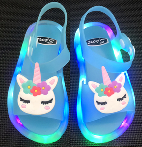 Ciabatte/Sandali Luminosi Fai-da-te per Bambini con Cartoni Animati, Nuove Ciabatte LED per Neonati in TPU, Colore <span class=keywords><strong>e</strong></span> Logo Personalizzabili, Garanzia Inclusa - Product Image 5