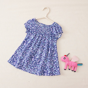 Ropa de Verano para Bebés Niñas, Conjunto Informal de Algodón con Estampado de Puntos Azules y Volantes Rosas, Ropa Infantil al por Mayor - Product Image 2