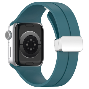 Bracelet en silicone souple magnétique solide classique pour <span class=keywords><strong>Apple</strong></span> <span class=keywords><strong>Watch</strong></span> Series 10/9/8/7/<span class=keywords><strong>SE</strong></span>/6/5/4/Ultra Band <span class=keywords><strong>44mm</strong></span> 45mm 46mm 49mm - Product Image 3