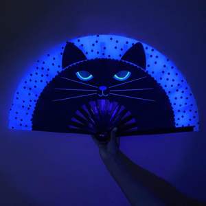 Venta al por Mayor del Abanico Plegable de Tela de Satén de 33 cm, con Diseño Decorativo, Ideal para Deportes y Recuerdos, Hecho con Bambú - Product Image 3