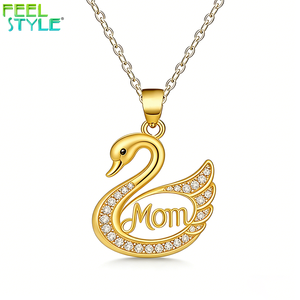 Collier Cygne pour Maman en Laiton Plaqué Or 18K avec Pendentif Animal Élégant en Zircon, Style Hip Hop, Design Tendance, Fête des Mères - Product Image 1