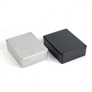 Carcasa de Pedal de Guitarra Vintage de Aluminio Fundido a Presión CNC Personalizada - Product Image 5