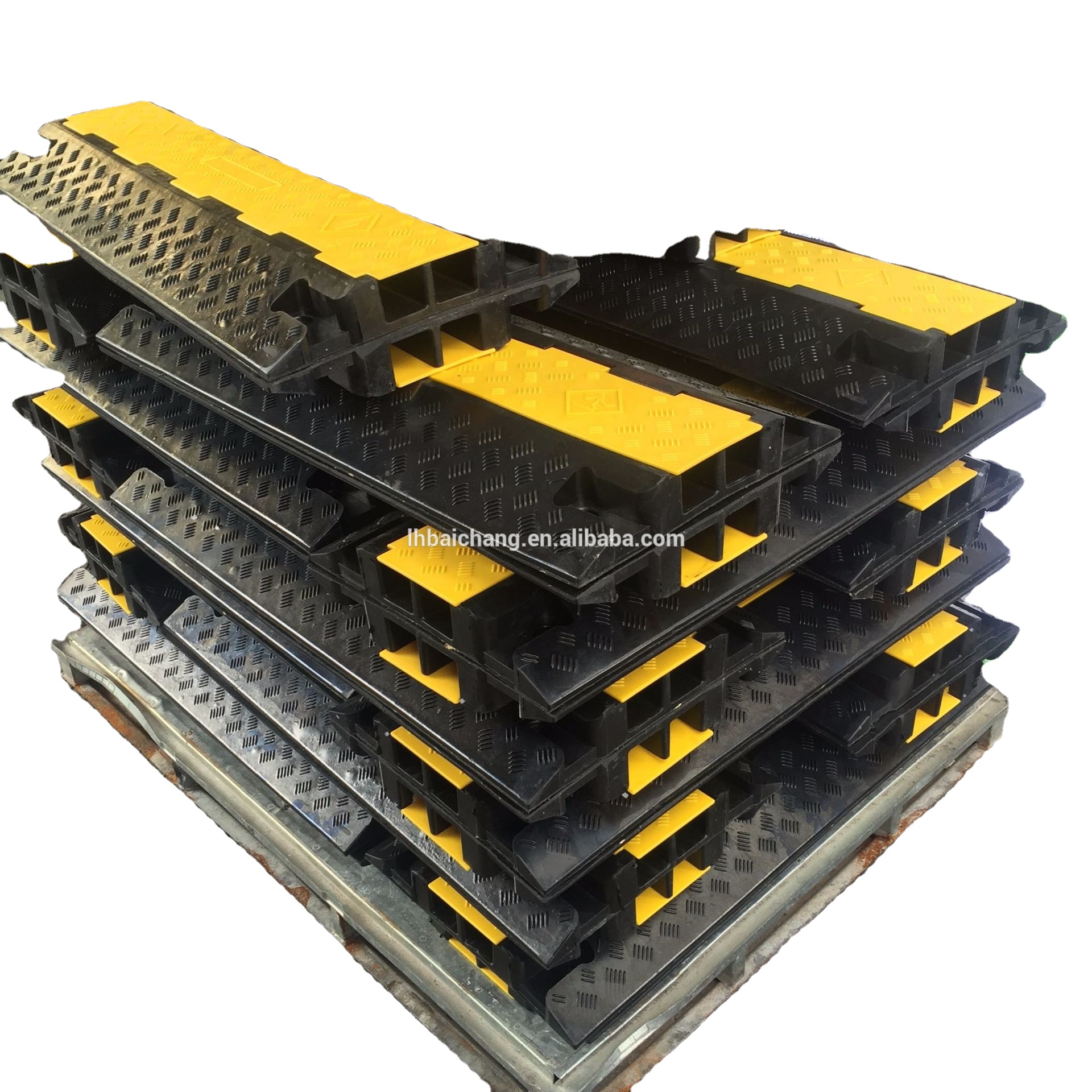 Высокое качество, OEM завод, переработанный твердый одноканальный Канал, рампа/скоростной протектор кабеля